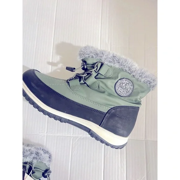 Weatherproof Green Black Faux Fur Snow Boots Women’s Size 9 – Waterproof Winter - Picture 2 of 9